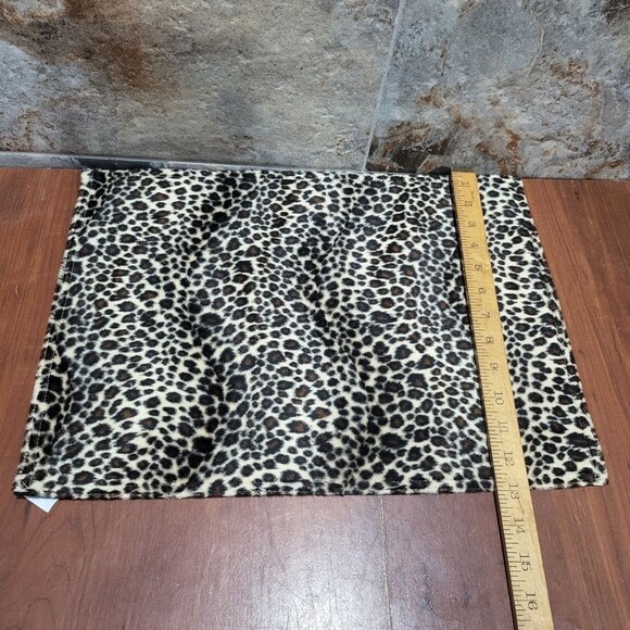 Linens N Things Jaguar Placemat Set of 2 - Picture 11 of 11